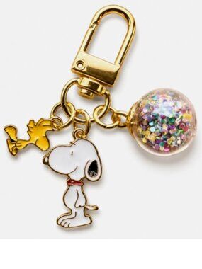 NWT Snoopy Dog Woodstock Ball Bling Purse Key Fob Pendant Bag Car Clip KeyChain